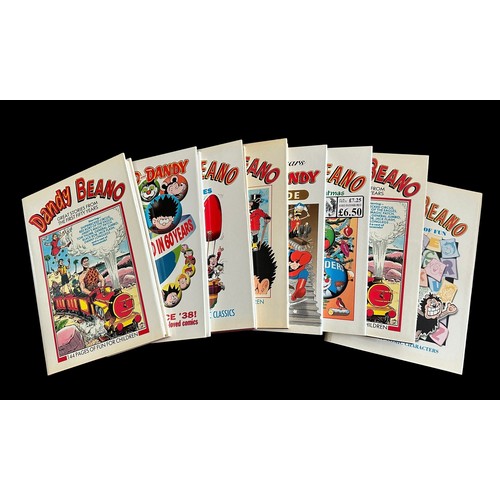 602 - Selection of Beano and Dandy Books to include: 1994,1996, 1997 Beano Books, 1987 Beano Book tear to ... 