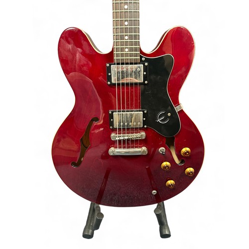 200 - Epiphone Dot CH Electric Guitar in a cherry red finish. In good condition; would be excellent but th... 