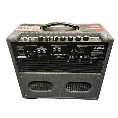 222 - Fender Bassbreaker 15 Watt Amplifier. An all-tube Fender guitar amplifier. In great cosmetic conditi... 