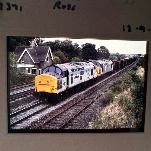 237 - Railway colour slide collection, mainly diesel and electric, range of UK locations including Coventr... 