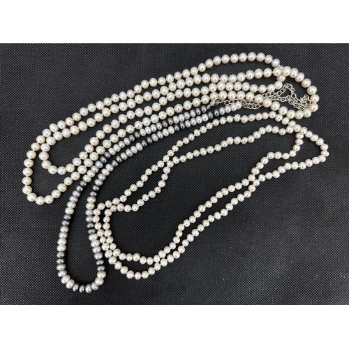 6 - Three cultured pearl necklaces, one with silver clasp.

Please see the buyer's terms and conditions ... 