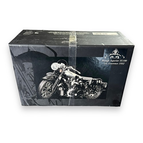 292 - Minichamps 1/12th scale 1932 Brough Superior SS100 TE Lawrence Classic Bike Series No. 33 plus TE La... 