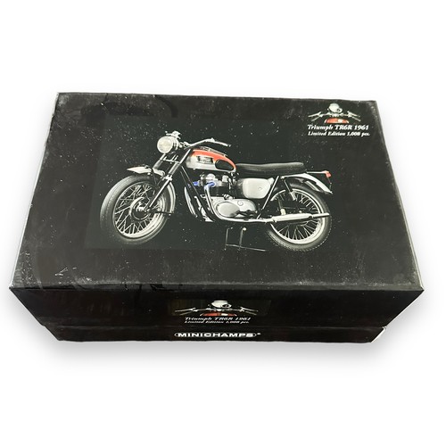 296 - Minichamps 1/12th scale 1961 Triumph TR6R Silver/Red No. 122 133550 (Classic Bike series No. 79), ge... 