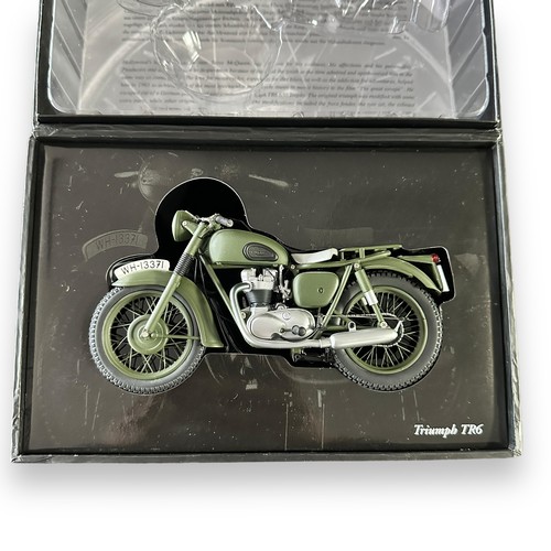 297 - Minichamps 1/12th scale 1962 Triumph TR6 green No. 122 133501 (Classic Bike series No. 73), generall... 