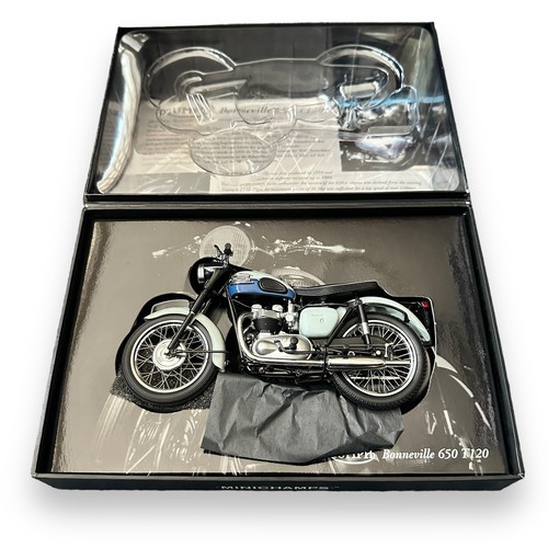 303 - Minichamps 1/12the scale 1959 Triumph Bonneville 650 T120 Grey/Blue No. 122 133002 (Classic Bike ser... 