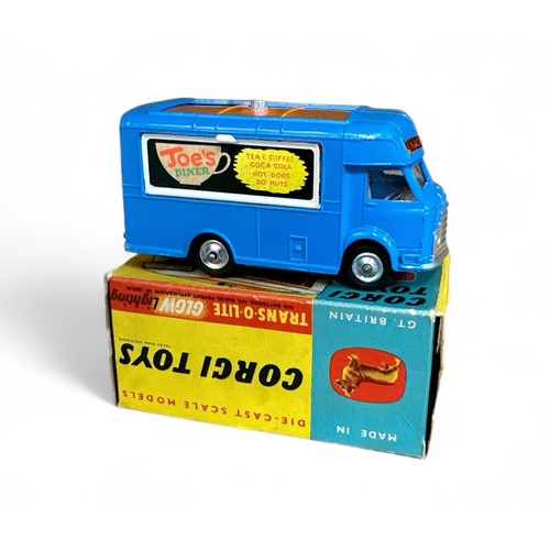 200 - Corgi Smith’s – Karrier Mobile canteen No. 471, generally excellent in good plus box (ink marking 6/... 