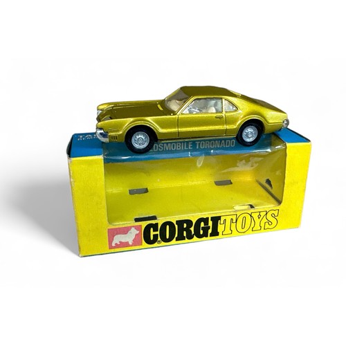 115 - Corgi Oldsmobile Toronado No. 276, metallic lime, cream interior, cast hubs, Golden Jacks, Take-Off ... 