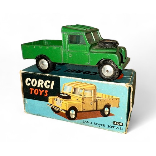 163 - Corgi Land Rover No. 406, green, flat hubs, flat hubs, spare wheel on bonnet and metal tow hook, gen... 