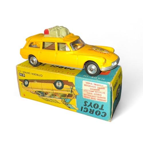 181 - Corgi No. 436 Citroen Safari ID19 Wildlife Preservation, yellow, tan interior including seated figur... 