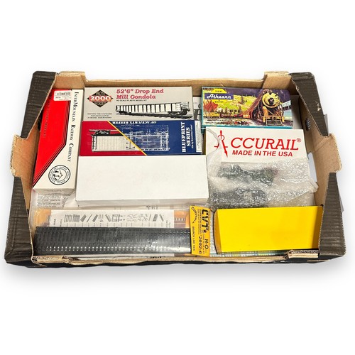 659 - HO gauge American collection, generally excellent in good plus boxes, with Athearn F-7 A&B yellow Ri... 