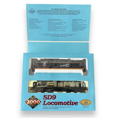 625 - HO Life-Like Trains Proto 2000 series CB & Q 359 SD9 locomotive No. 30035, generally excellent in ex... 