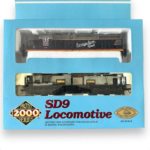 625 - HO Life-Like Trains Proto 2000 series CB & Q 359 SD9 locomotive No. 30035, generally excellent in ex... 