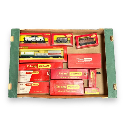 565 - Hornby Triang collection, generally excellent in excellent to good plus boxes (where present), with ... 