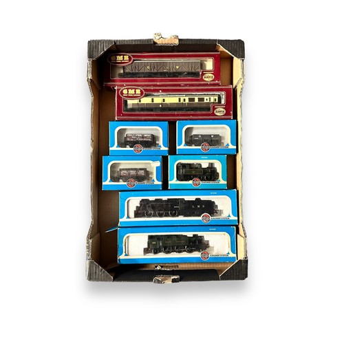 558 - Airfix Railway collection, generally excellent in good or better boxes, with locomotives Nos. 54150-... 