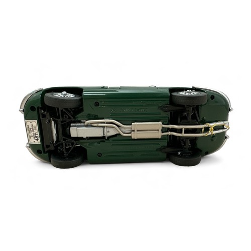 269 - Franklin Mint 1/24th scale Jaguar E-Type drophead No. B11ZG23, Harrods 150th Anniversary limited edi... 