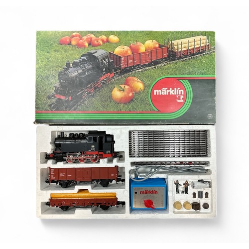 542 - Marklin Gauge 1 Goods train set No. 5531, generally excellent in good plus box (card lid and lower p... 