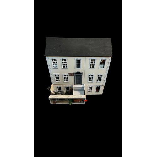 470 - Dolls house pair including contents, generally excellent to good, originally built to a high standar... 