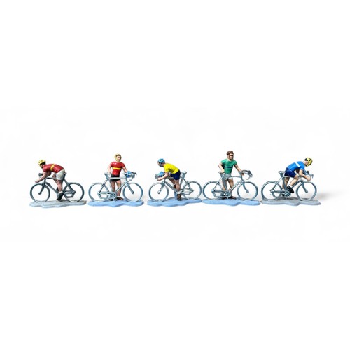 475 - Britains (Herald) Racing Cyclists unboxed collection, generally excellent to good plus, with standin... 