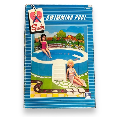 452 - Pedigree Sindy Swimming Pool battery-operated No. 44388, generally  good plus in good box (light cru... 