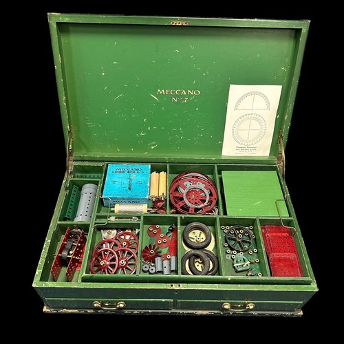 484 - Meccano 1931 Set No. 7, largest set ever made, dark red and green parts, hardback manual, generally ... 