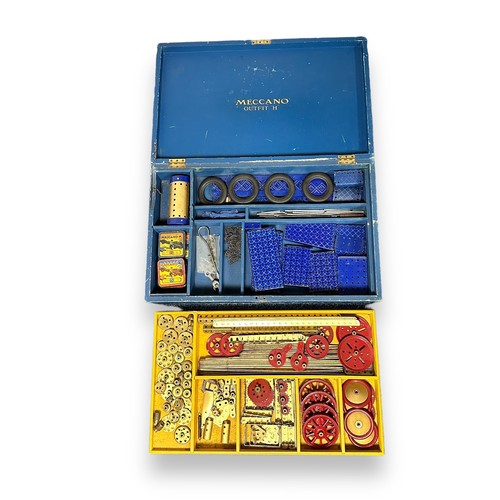 485 - Meccano 1935 Set H, blue and gold parts, manuals (2), generally good plus in good plus to good blue ... 