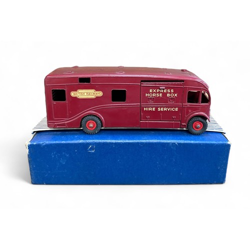 257 - Dinky British Railways Horse Box No. 981, maroon with Express Horse Box Hire Service and British Rai... 