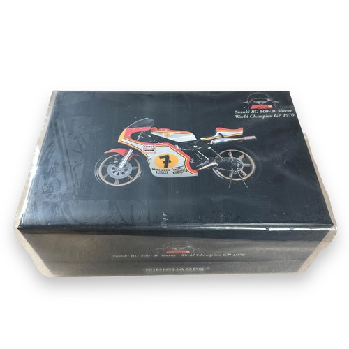 315 - Minichamps 1/12th scale 1976 Suzuki RG500 B Sheene No. 122 760107 (Classic Bike series No. 77), gene... 