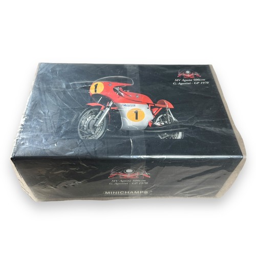 320 - Minichamps 1/12th scale 1970 MV Agusta 500 G Agostini No. 122 700001 (Classic Bike series No. 18), g... 