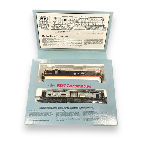 626A - HO Life-Like Trains Proto 2000 series CB & Q 303 SD7 locomotive No. 8225, generally excellent in goo... 