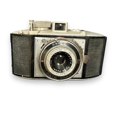 150 - Kodak Retina Reflex III Camera & Lenses. A Retina Reflex III camera with original box and manuals. I... 