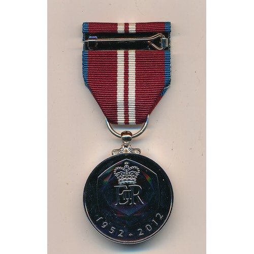 39 - Queen Elizabeth II – The Queen’s Diamond Jubilee Medal 1952-2012, boxed.