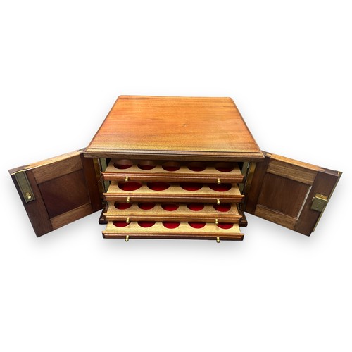 375 - Peter Nichols mahogany coin cabinet with seven drawers, comes with key. 33cm x 33cm x 18.5cm (height... 