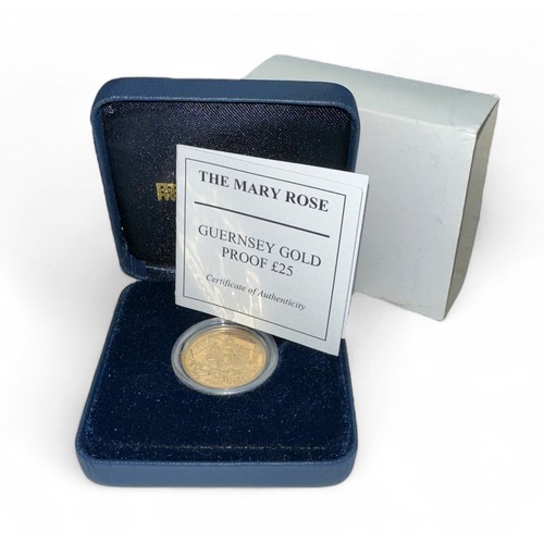 364 - Guernsey 2009 £25 boxed gold proof FDC, with Westminster certificate.