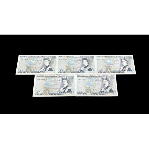 385 - Page 1973 £5 AZ04 consecutive run of 5 banknotes, AZ04 723963 to AZ04 723967, ef to uncirculated. Qt... 