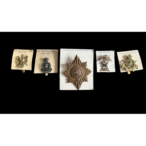 72 - Cap Badges collection, including many better, with Artists, Northamptonshire Yeomanry, Cameron, Manc... 