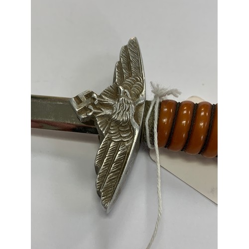 126 - German Second World War Third Reich Luftwaffe second pattern Officer’s dagger letter opener, with sc... 