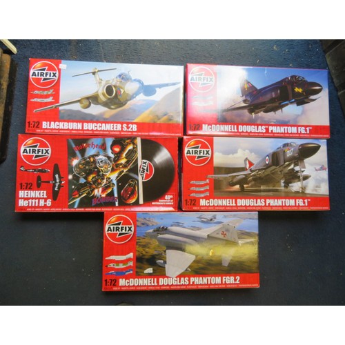 69 - Airfix 1/72nd scale unmade aircraft kits, generally excellent in good plus boxes, with Heinkel He111... 