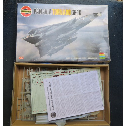 74 - Airfix 1/48th scale Aircraft unmade kits, generally excellent in good plus boxes, with Canberra No. ... 