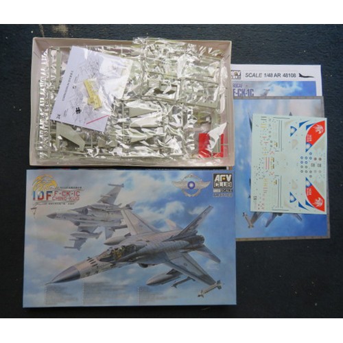 112 - AFV Club 1/48th scale pair of aircraft unmade kits, with PRC IDF F-CK-1C Ching-kuo No. AR48108 and I... 