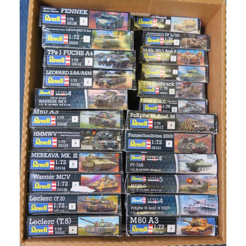 124 - Revell 1/72nd-1/76th scale unmade kits, with a range of military vehicles WW2 to Modern, generally e... 