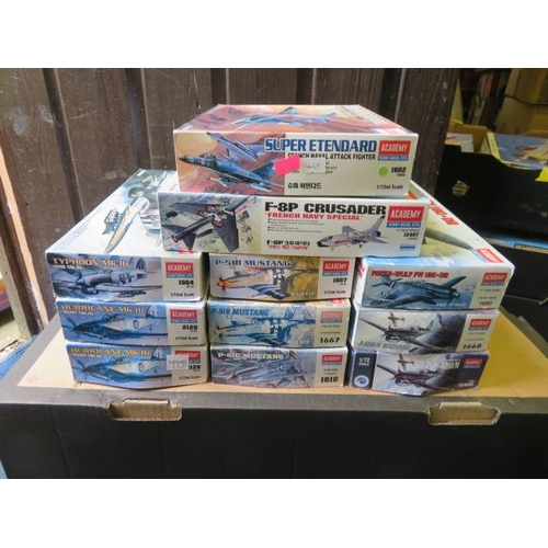 142 - Academy 1/72nd scale aircraft unmade kits, WW2 to modern, generally excellent in good plus boxes. Co... 