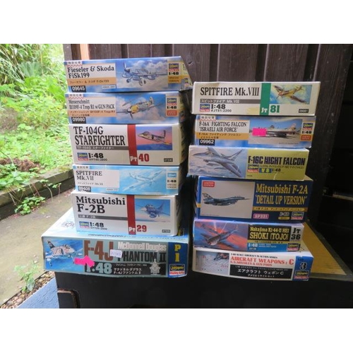 148 - Hasegawa 1/48th scale aircraft unmade kits, range of WWII to modern, generally excellent in good plu... 