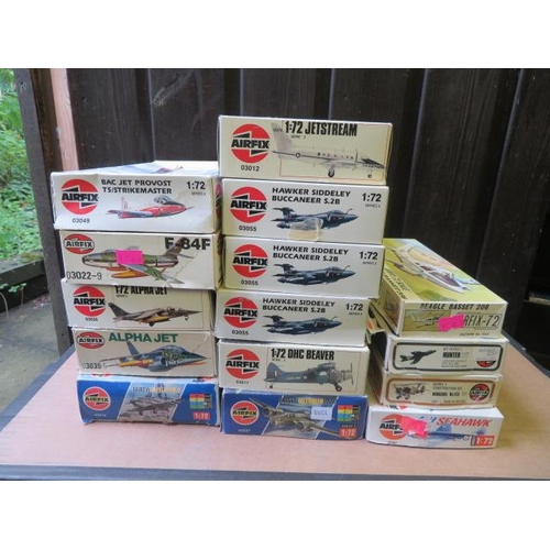 83 - Airfix 1/72nd scale aircraft unmade kits, with range of WWII to modern, generally excellent in good ... 