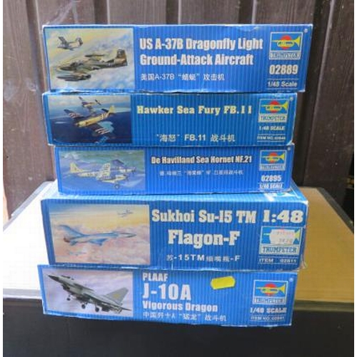 151 - Trumpeter 1/48th scale aircraft unmade kits, generally excellent in good plus boxes, with Nos. 02841... 