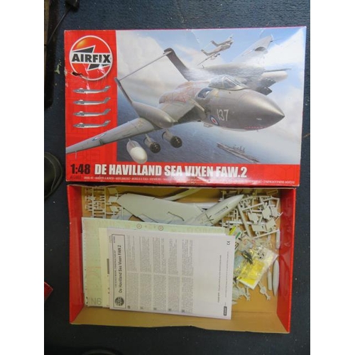 86 - Airfix 1/48th scale pair of De Havilland Sea Vixen FAW.2 No. A11002, appear to be part-built but unp... 