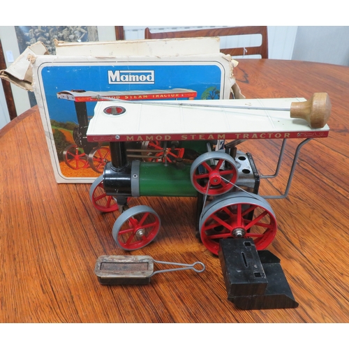 15 - Mamod live steam Traction Engine No. T.E.1A, with detachable canopy, tray, scuttle and steering rod,... 