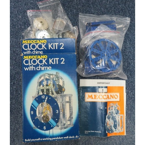 44 - 1972 Meccano Clock Kit 2 with chime, generally good plus in good plus box, with instruction booklet ... 