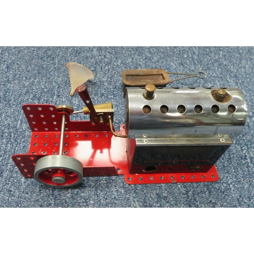 45 - Meccano live steam engine, red baseplate, lever and flywheel, generally good plus to good, has been ... 