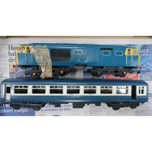 26 - Lima O gauge LMS black 4547 0-6-0 locomotive No. 6533 and LMS maroon coach 15864 No. 6616, generally... 