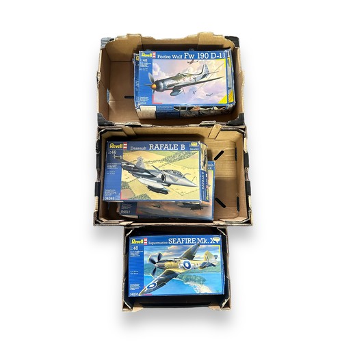 146 - Revell 1/48th scale aircraft unmade kits, range of WWII to modern, generally excellent in good or be... 